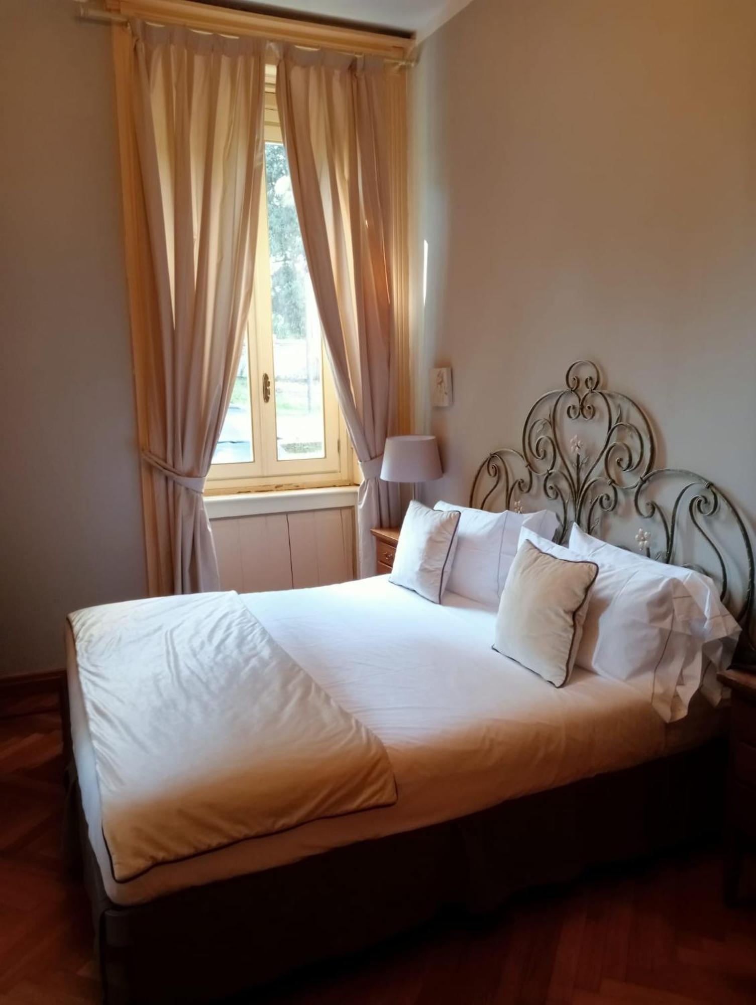 טוסקולנו מדרנו Villa Mimosa Au Lac - Estella Hotels Italia מראה חיצוני תמונה