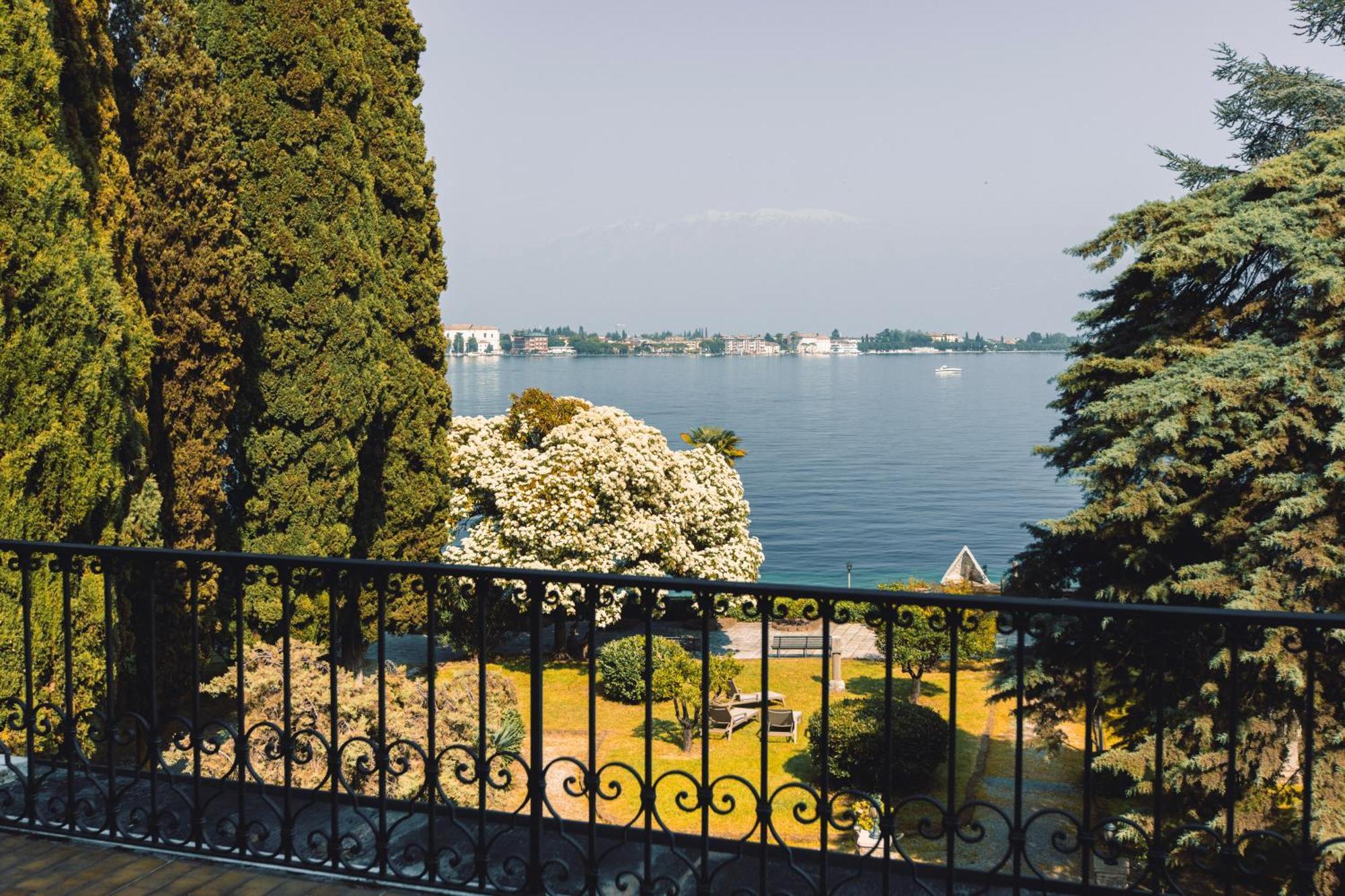 טוסקולנו מדרנו Villa Mimosa Au Lac - Estella Hotels Italia מראה חיצוני תמונה